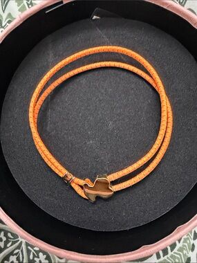 TOUS  Double-Wrap Leather Bracelet with Gold  Charm